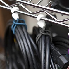 Bandits elastikremme med krog ledningholder