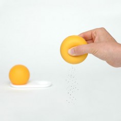 Squeezers salt og pebersæt fra flip & tumble orange peber